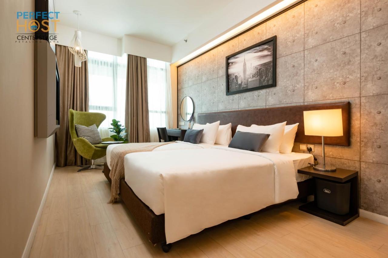 Centrestage Petaling Jaya By Perfect Host Hotell Exteriör bild Deluxe Room