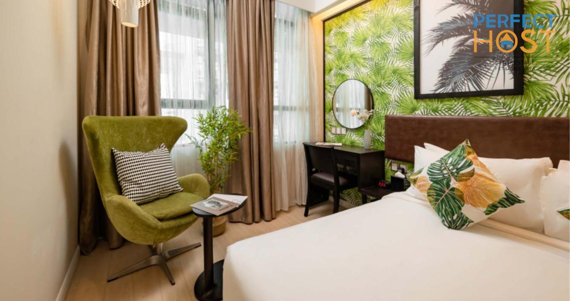 Centrestage Petaling Jaya By Perfect Host Hotell Exteriör bild Deluxe Room